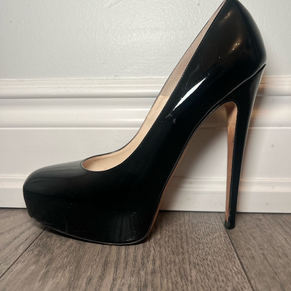 Brian Atwood Classic Black Heels - Picture 3 of 8